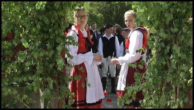 Konfirmálás Középajtán