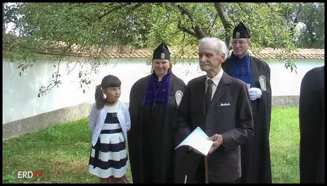 A XX. honvédtalálkozó és kettős kereszt állítás Kisbaconban